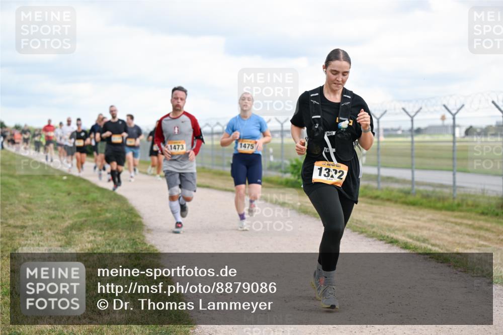 14.09.2025 - Airport Race Dr. Thomas Lammeyer http://msf.ph/oto/8879086 14.09.2025 12:27:50 Laufen 1473, 1475, 1322 meine-sportfotos.de