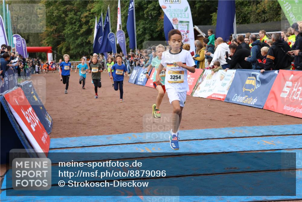14.09.2025 - Airport Race Strokosch-Dieckow http://msf.ph/oto/8879096 14.09.2025 10:07:16 Ziel 3072, 3252, 3254, 3356, 3395, 3452, 3541, 3592, 3710, 3717 meine-sportfotos.de