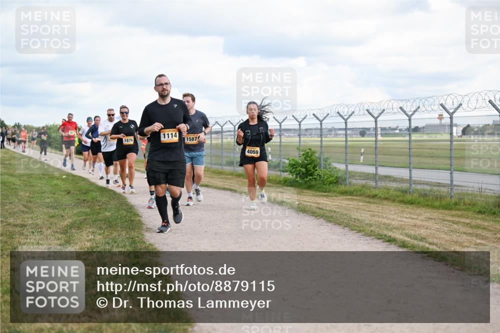 14.09.2025 - Airport Race Dr. Thomas Lammeyer http://msf.ph/oto/8879115 14.09.2025 12:27:54 Laufen 1876, 1114, 1587, 4059 meine-sportfotos.de