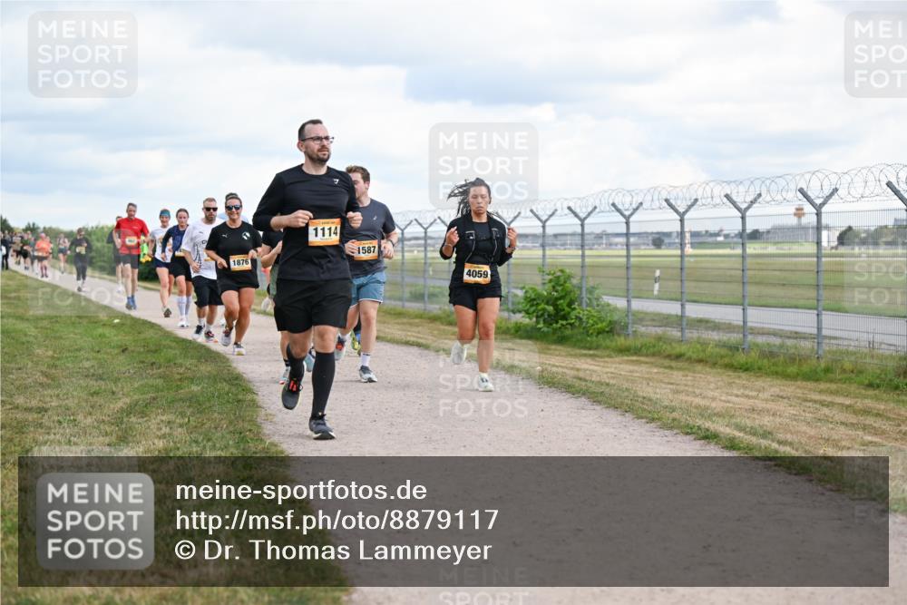 14.09.2025 - Airport Race Dr. Thomas Lammeyer http://msf.ph/oto/8879117 14.09.2025 12:27:54 Laufen 1876, 1114, 1587, 4059 meine-sportfotos.de