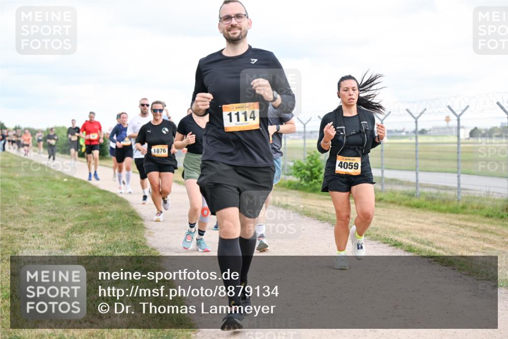 14.09.2025 - Airport Race Dr. Thomas Lammeyer http://msf.ph/oto/8879134 14.09.2025 12:27:56 Laufen 1876, 1114, 4059 meine-sportfotos.de