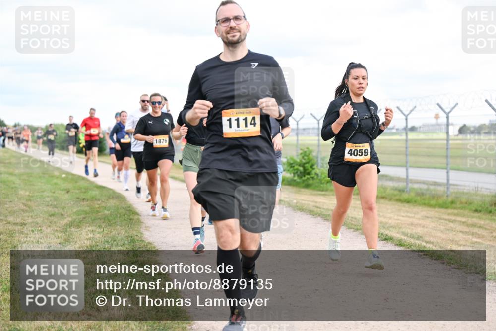 14.09.2025 - Airport Race Dr. Thomas Lammeyer http://msf.ph/oto/8879135 14.09.2025 12:27:56 Laufen 1876, 1114, 4059 meine-sportfotos.de