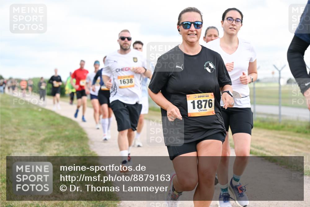 14.09.2025 - Airport Race Dr. Thomas Lammeyer http://msf.ph/oto/8879163 14.09.2025 12:27:59 Laufen 1638, 1876 meine-sportfotos.de