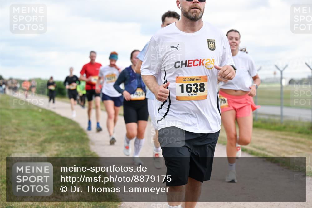 14.09.2025 - Airport Race Dr. Thomas Lammeyer http://msf.ph/oto/8879175 14.09.2025 12:28:00 Laufen 24, 1638, 79 meine-sportfotos.de