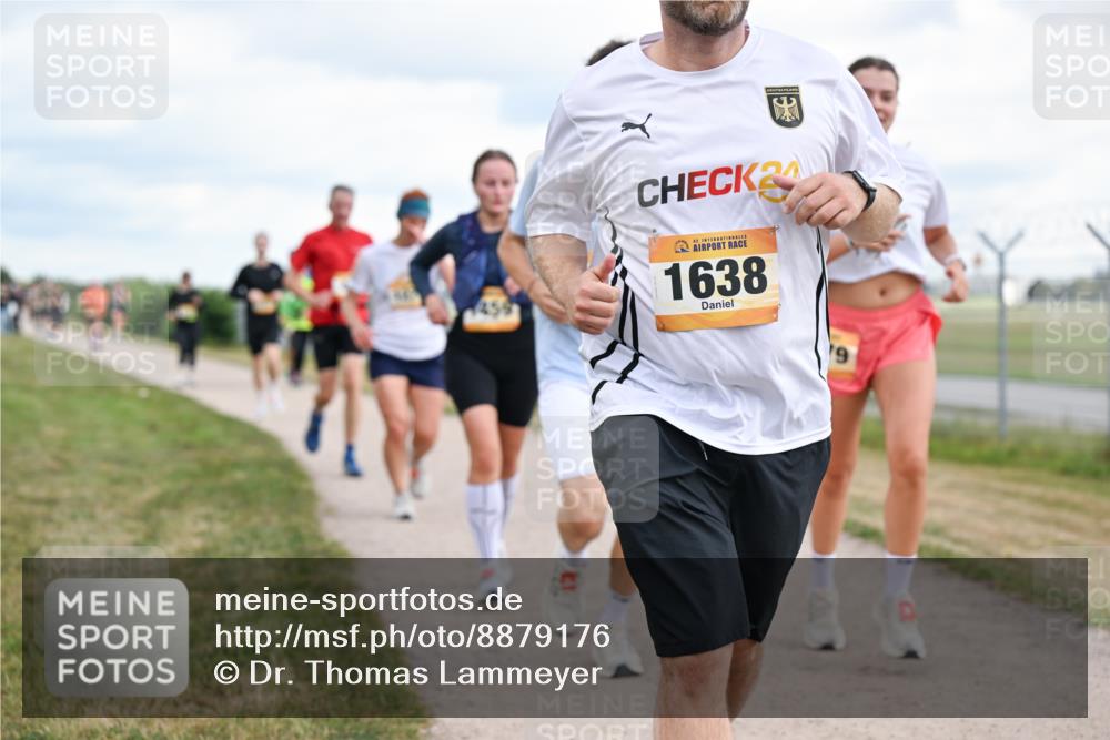 14.09.2025 - Airport Race Dr. Thomas Lammeyer http://msf.ph/oto/8879176 14.09.2025 12:28:00 Laufen 24, 1638 meine-sportfotos.de