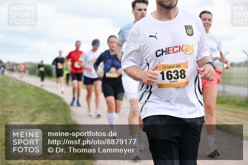 14.09.2025 - Airport Race Dr. Thomas Lammeyer http://msf.ph/oto/8879177 14.09.2025 12:28:00 Laufen 24, 42, 1638 meine-sportfotos.de