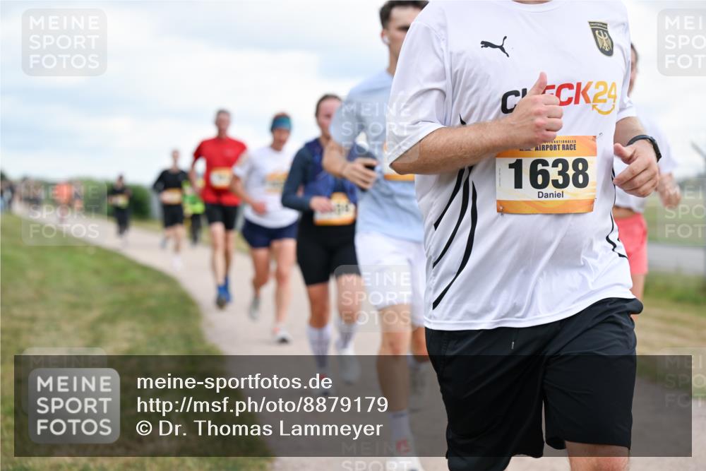 14.09.2025 - Airport Race Dr. Thomas Lammeyer http://msf.ph/oto/8879179 14.09.2025 12:28:00 Laufen 24, 1638 meine-sportfotos.de