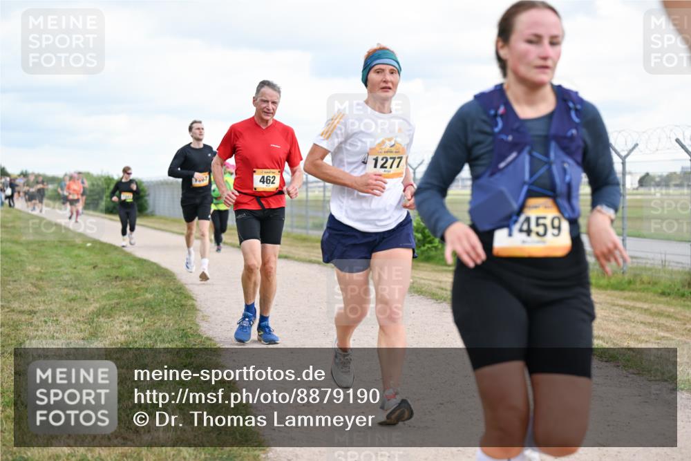 14.09.2025 - Airport Race Dr. Thomas Lammeyer http://msf.ph/oto/8879190 14.09.2025 12:28:02 Laufen 462, 1277, 459 meine-sportfotos.de