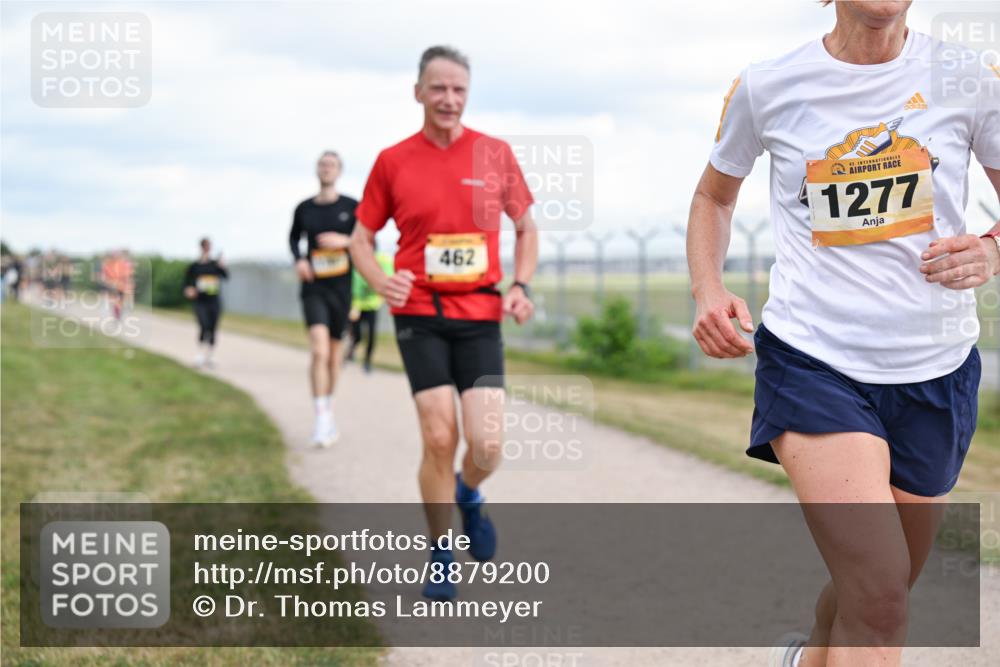 14.09.2025 - Airport Race Dr. Thomas Lammeyer http://msf.ph/oto/8879200 14.09.2025 12:28:03 Laufen 462, 42, 1277 meine-sportfotos.de