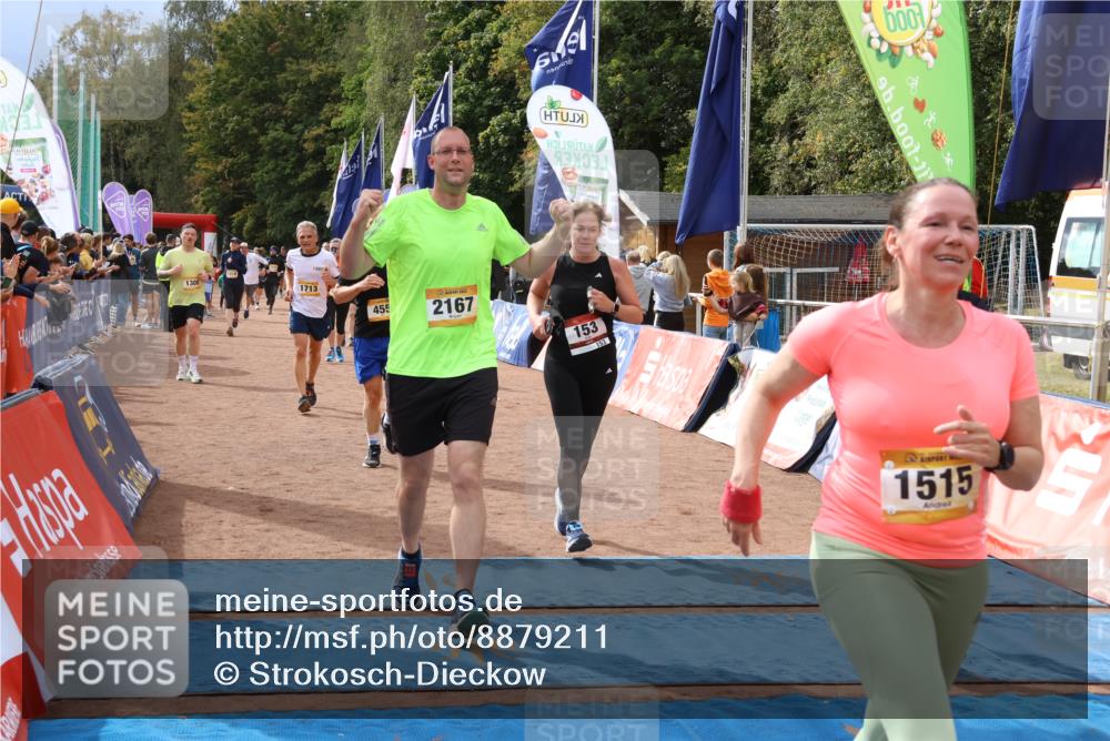 14.09.2025 - Airport Race Strokosch-Dieckow http://msf.ph/oto/8879211 14.09.2025 12:39:00 Ziel 102, 153, 455, 934, 956, 1084, 1218, 1308, 1515, 1713, 1742, 1906, 2116, 2167, 4052 meine-sportfotos.de