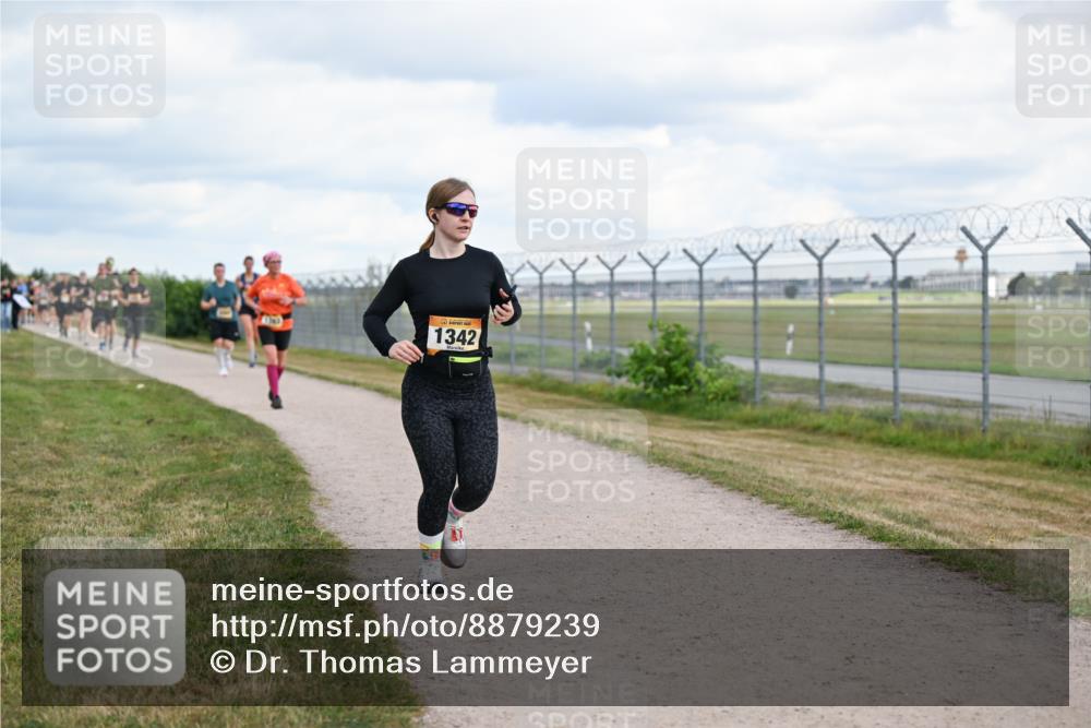 14.09.2025 - Airport Race Dr. Thomas Lammeyer http://msf.ph/oto/8879239 14.09.2025 12:28:10 Laufen 1342 meine-sportfotos.de