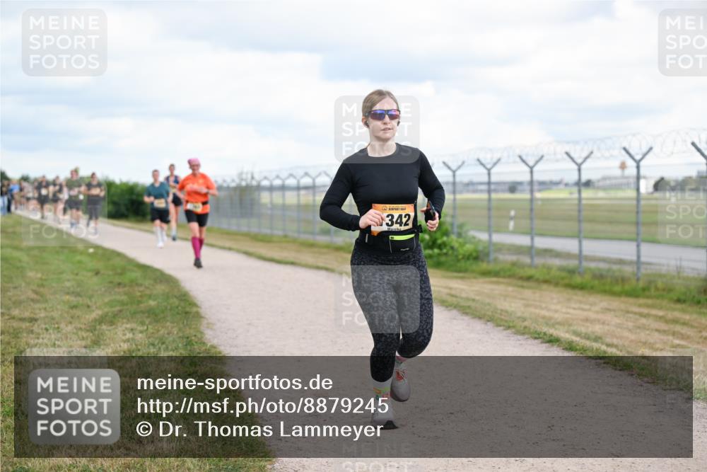 14.09.2025 - Airport Race Dr. Thomas Lammeyer http://msf.ph/oto/8879245 14.09.2025 12:28:10 Laufen 342 meine-sportfotos.de