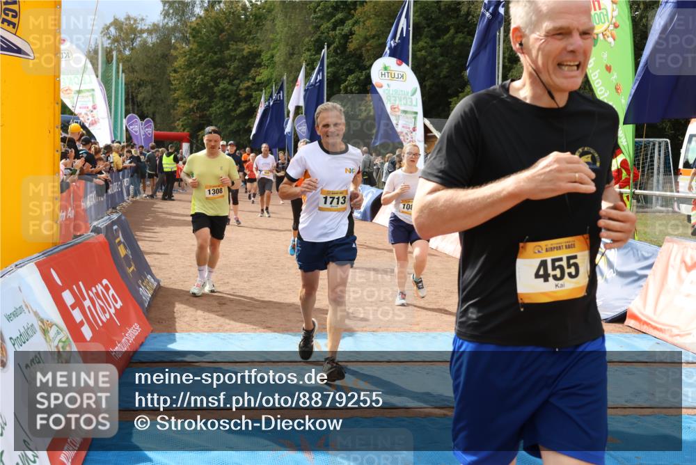 14.09.2025 - Airport Race Strokosch-Dieckow http://msf.ph/oto/8879255 14.09.2025 12:39:03 Ziel 102, 153, 455, 934, 956, 1084, 1218, 1308, 1713, 1729, 1742, 1906, 1916, 2058, 2116, 2167, 4052 meine-sportfotos.de