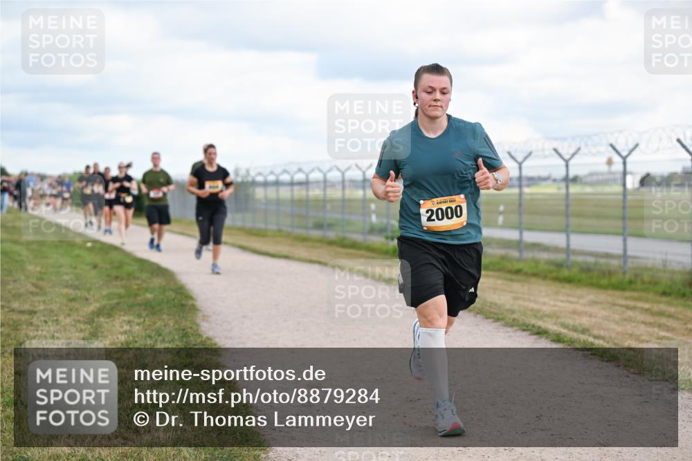 14.09.2025 - Airport Race Dr. Thomas Lammeyer http://msf.ph/oto/8879284 14.09.2025 12:28:18 Laufen 2000 meine-sportfotos.de