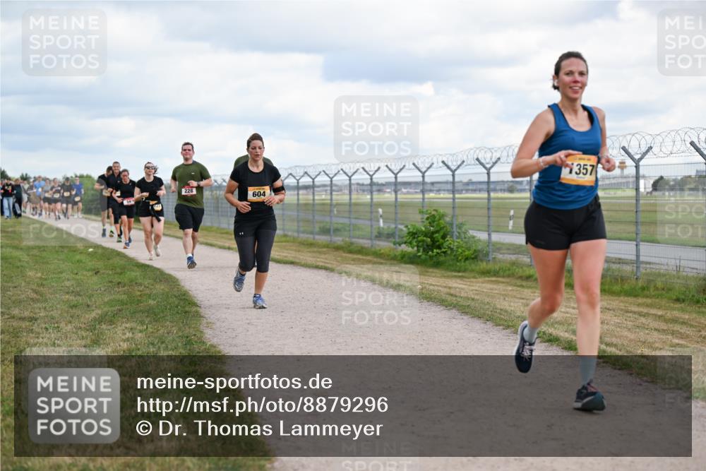 14.09.2025 - Airport Race Dr. Thomas Lammeyer http://msf.ph/oto/8879296 14.09.2025 12:28:19 Laufen 228, 604, 1357 meine-sportfotos.de