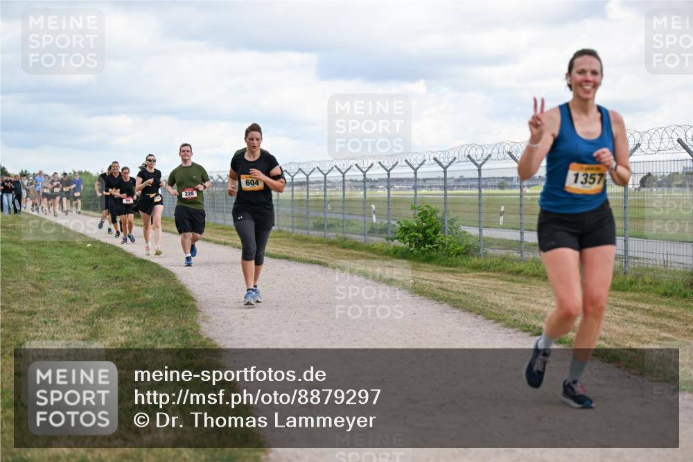 14.09.2025 - Airport Race Dr. Thomas Lammeyer http://msf.ph/oto/8879297 14.09.2025 12:28:20 Laufen 604, 228, 1357 meine-sportfotos.de