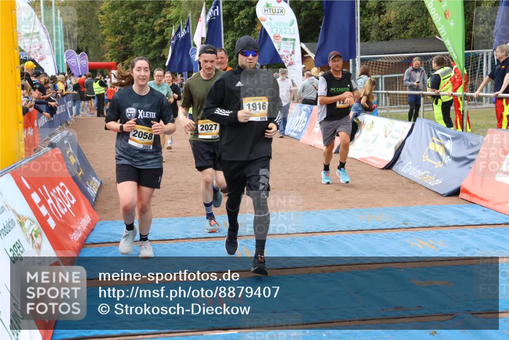 14.09.2025 - Airport Race Strokosch-Dieckow http://msf.ph/oto/8879407 14.09.2025 12:39:12 Ziel 417, 430, 474, 934, 956, 1068, 1203, 1325, 1362, 1526, 1729, 1742, 1773, 1799, 1916, 2027, 2058, 2119 meine-sportfotos.de