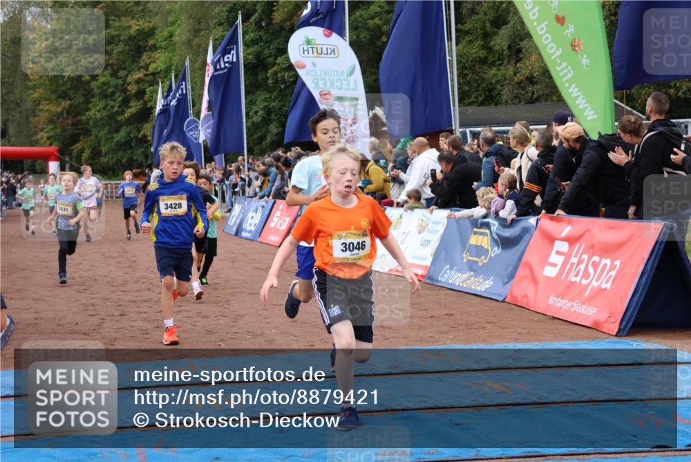 14.09.2025 - Airport Race Strokosch-Dieckow http://msf.ph/oto/8879421 14.09.2025 10:07:51 Ziel 3046, 3070, 3134, 3175, 3203, 3211, 3222, 3230, 3428, 3431, 3514, 3517, 3526, 3542, 3543, 3550 meine-sportfotos.de