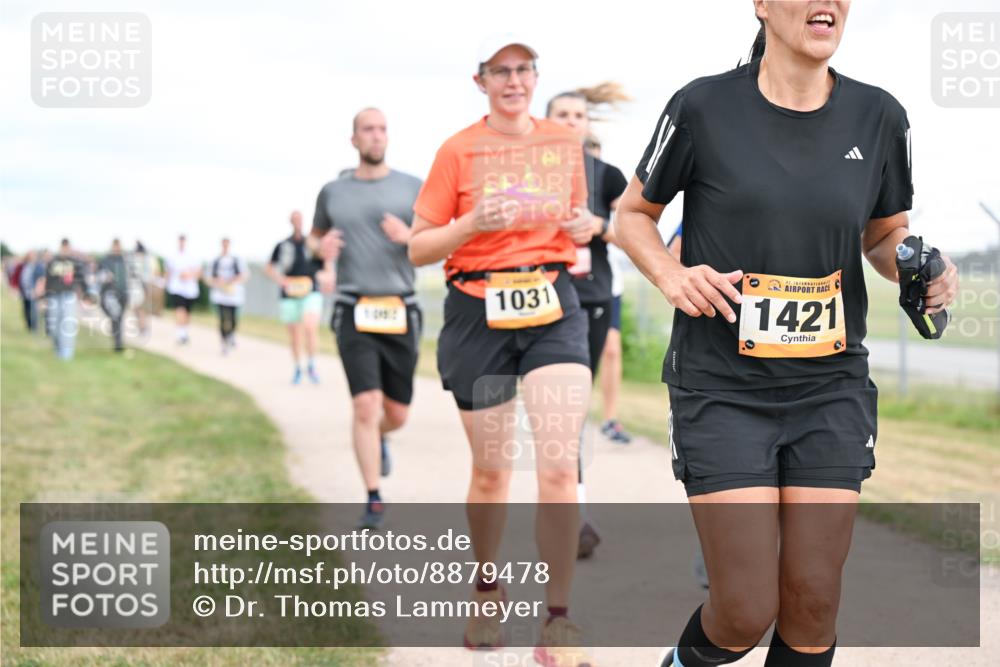 14.09.2025 - Airport Race Dr. Thomas Lammeyer http://msf.ph/oto/8879478 14.09.2025 12:28:43 Laufen 1031, 42, 1421 meine-sportfotos.de