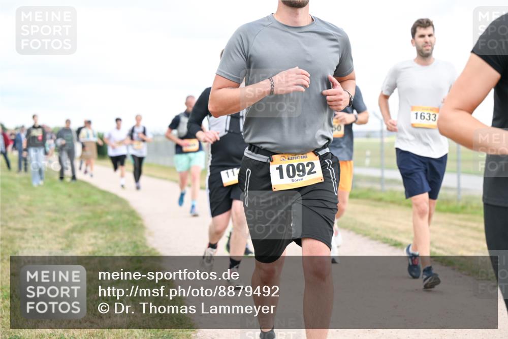 14.09.2025 - Airport Race Dr. Thomas Lammeyer http://msf.ph/oto/8879492 14.09.2025 12:28:45 Laufen 1092, 1633 meine-sportfotos.de