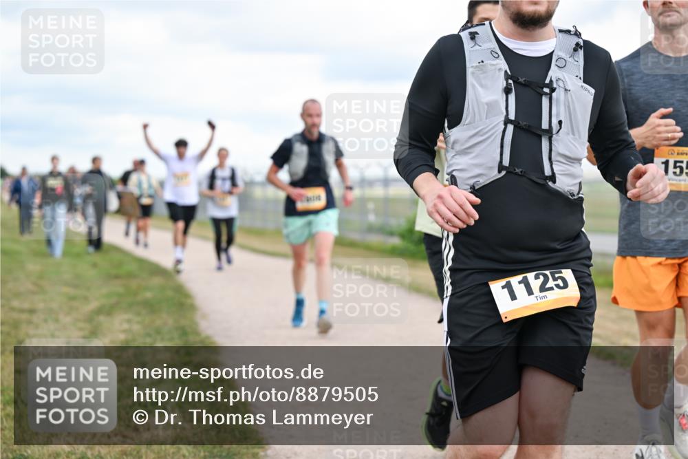 14.09.2025 - Airport Race Dr. Thomas Lammeyer http://msf.ph/oto/8879505 14.09.2025 12:28:47 Laufen 1125, 6, 155 meine-sportfotos.de
