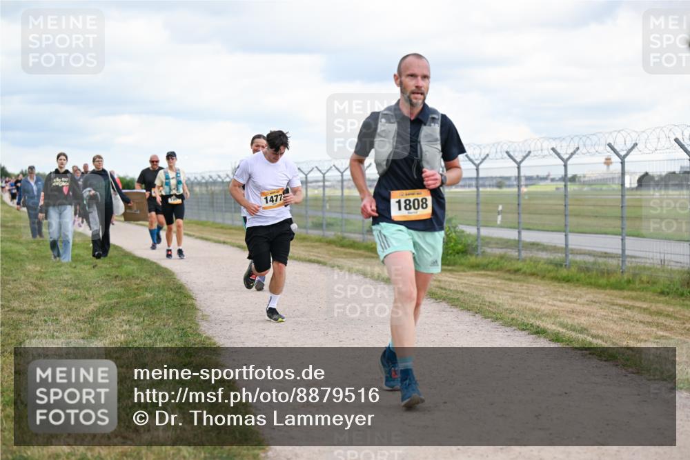 14.09.2025 - Airport Race Dr. Thomas Lammeyer http://msf.ph/oto/8879516 14.09.2025 12:28:48 Laufen 1477, 1808 meine-sportfotos.de