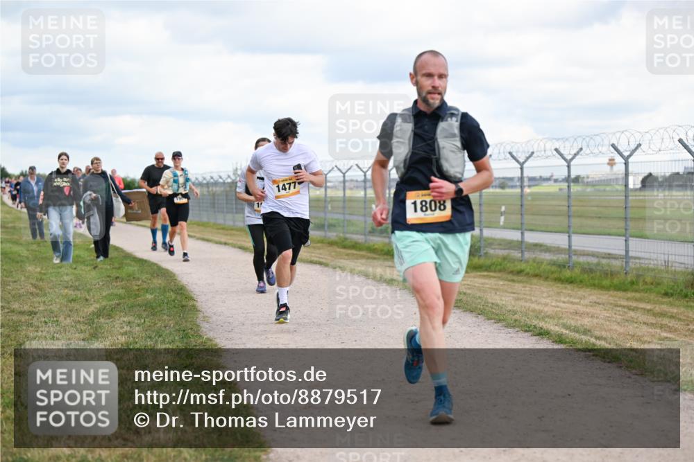 14.09.2025 - Airport Race Dr. Thomas Lammeyer http://msf.ph/oto/8879517 14.09.2025 12:28:48 Laufen 1, 1477, 1808 meine-sportfotos.de