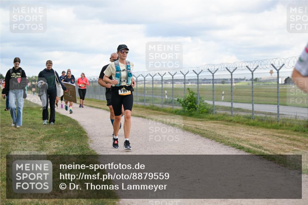 14.09.2025 - Airport Race Dr. Thomas Lammeyer http://msf.ph/oto/8879559 14.09.2025 12:28:52 Laufen 334, 196 meine-sportfotos.de