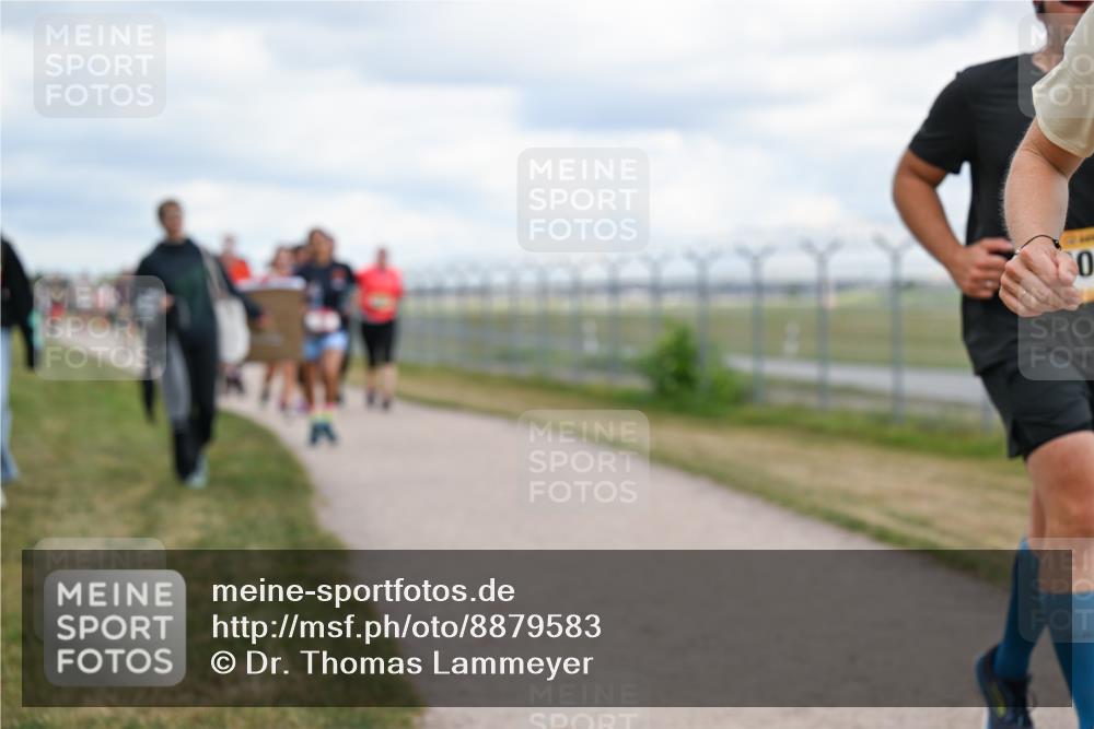 14.09.2025 - Airport Race Dr. Thomas Lammeyer http://msf.ph/oto/8879583 14.09.2025 12:28:55 Laufen 0 meine-sportfotos.de