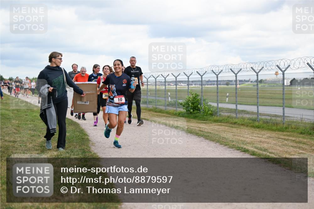 14.09.2025 - Airport Race Dr. Thomas Lammeyer http://msf.ph/oto/8879597 14.09.2025 12:28:57 Laufen 30, 10 meine-sportfotos.de