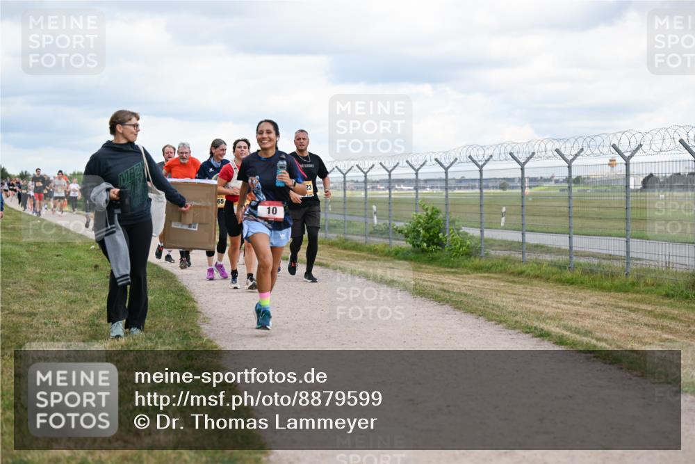 14.09.2025 - Airport Race Dr. Thomas Lammeyer http://msf.ph/oto/8879599 14.09.2025 12:28:57 Laufen 65, 10, 23 meine-sportfotos.de