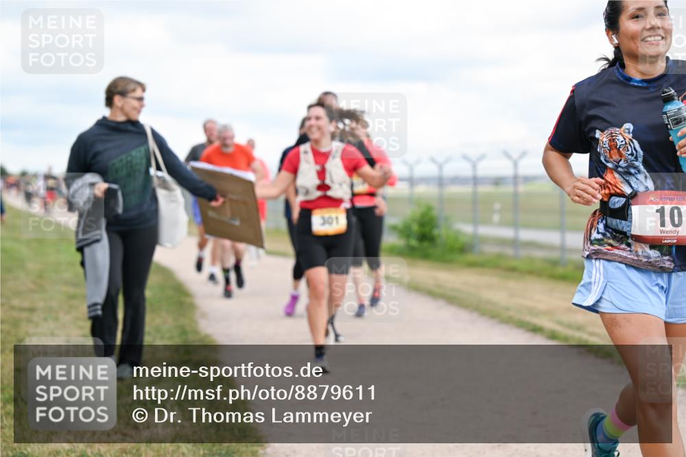 14.09.2025 - Airport Race Dr. Thomas Lammeyer http://msf.ph/oto/8879611 14.09.2025 12:28:59 Laufen 301, 10 meine-sportfotos.de