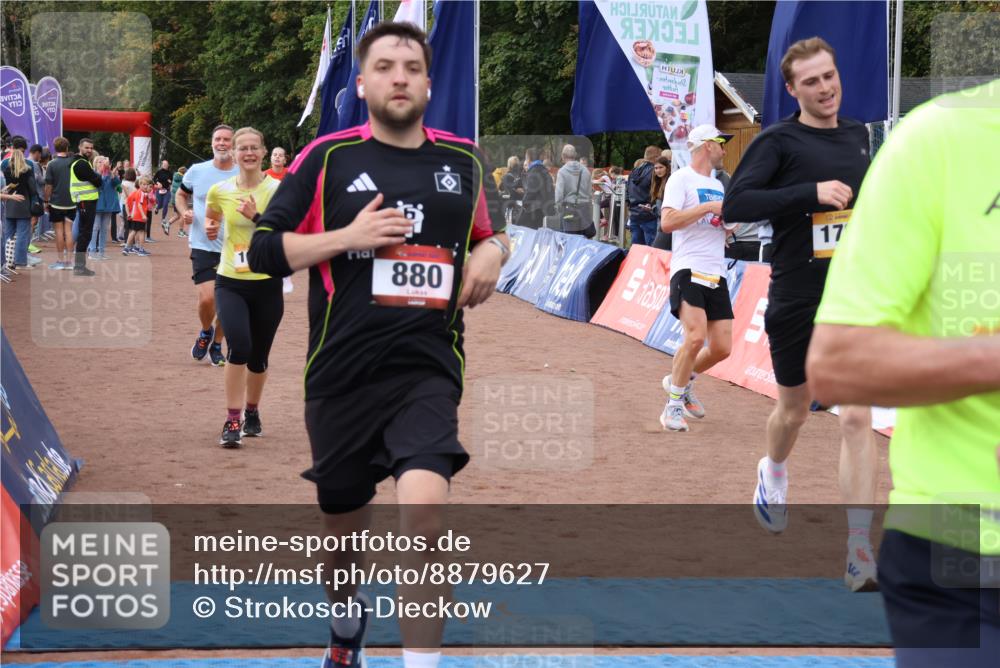 14.09.2025 - Airport Race Strokosch-Dieckow http://msf.ph/oto/8879627 14.09.2025 12:39:46 Ziel 336, 867, 880, 953, 1026, 1623, 1767, 4025, 4222 meine-sportfotos.de