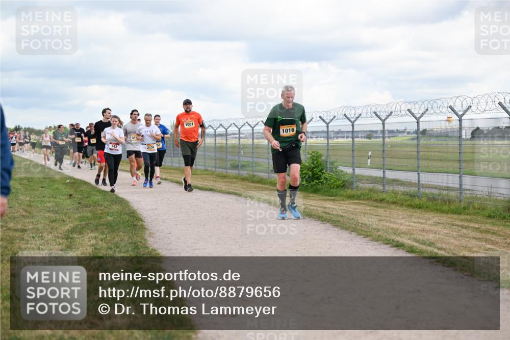 14.09.2025 - Airport Race Dr. Thomas Lammeyer http://msf.ph/oto/8879656 14.09.2025 12:29:11 Laufen 742, 2134, 1001, 1016 meine-sportfotos.de