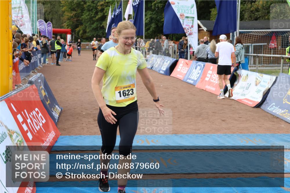 14.09.2025 - Airport Race Strokosch-Dieckow http://msf.ph/oto/8879660 14.09.2025 12:39:48 Ziel 336, 867, 880, 953, 1026, 1533, 1623, 1767, 4025, 4222 meine-sportfotos.de