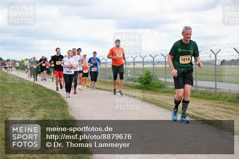 14.09.2025 - Airport Race Dr. Thomas Lammeyer http://msf.ph/oto/8879676 14.09.2025 12:29:13 Laufen 1552, 742, 1001, 1016 meine-sportfotos.de