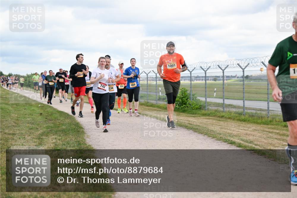 14.09.2025 - Airport Race Dr. Thomas Lammeyer http://msf.ph/oto/8879684 14.09.2025 12:29:14 Laufen 1741, 095, 742, 450, 358, 134, 1001, 10 meine-sportfotos.de