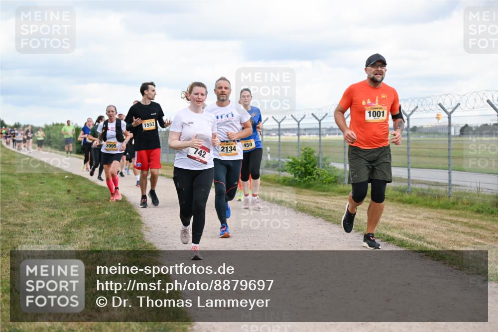 14.09.2025 - Airport Race Dr. Thomas Lammeyer http://msf.ph/oto/8879697 14.09.2025 12:29:15 Laufen 2095, 1552, 742, 2134, 450, 1001 meine-sportfotos.de