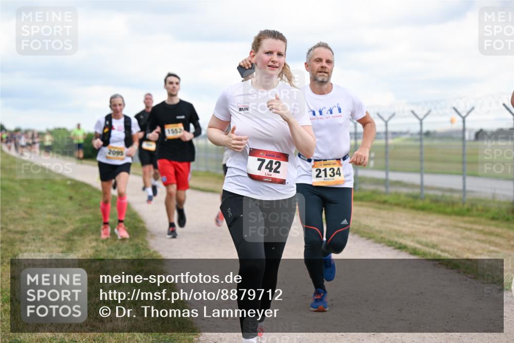 14.09.2025 - Airport Race Dr. Thomas Lammeyer http://msf.ph/oto/8879712 14.09.2025 12:29:17 Laufen 2095, 1552, 742, 2134 meine-sportfotos.de