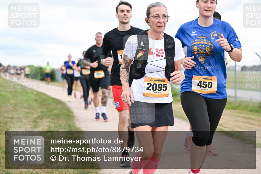 14.09.2025 - Airport Race Dr. Thomas Lammeyer http://msf.ph/oto/8879734 14.09.2025 12:29:19 Laufen 88, 6, 2018, 2095, 450 meine-sportfotos.de