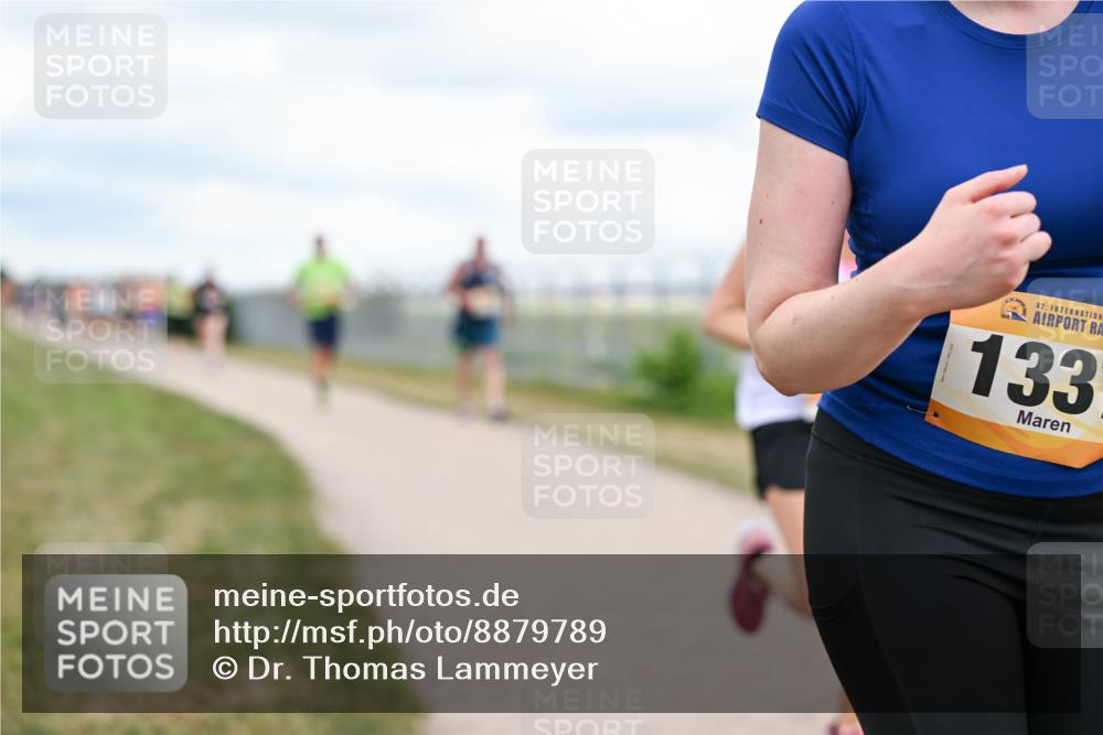 14.09.2025 - Airport Race Dr. Thomas Lammeyer http://msf.ph/oto/8879789 14.09.2025 12:29:25 Laufen 42, 133 meine-sportfotos.de