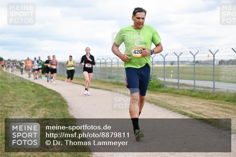 14.09.2025 - Airport Race Dr. Thomas Lammeyer http://msf.ph/oto/8879811 14.09.2025 12:29:31 Laufen 20, 420 meine-sportfotos.de