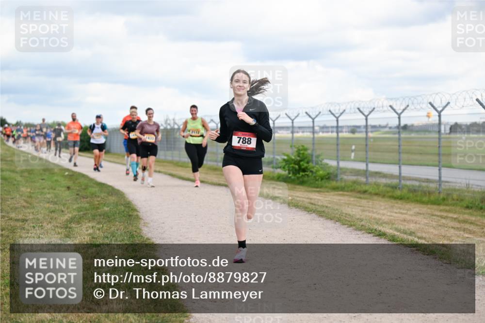 14.09.2025 - Airport Race Dr. Thomas Lammeyer http://msf.ph/oto/8879827 14.09.2025 12:29:33 Laufen 2112, 788 meine-sportfotos.de