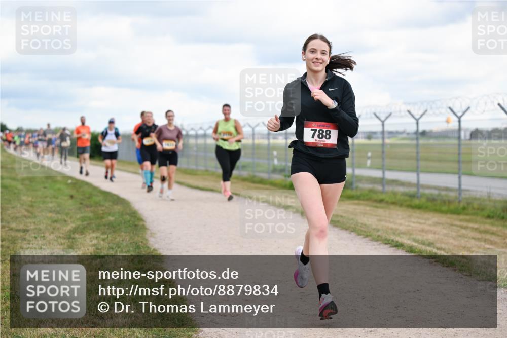 14.09.2025 - Airport Race Dr. Thomas Lammeyer http://msf.ph/oto/8879834 14.09.2025 12:29:34 Laufen 788 meine-sportfotos.de