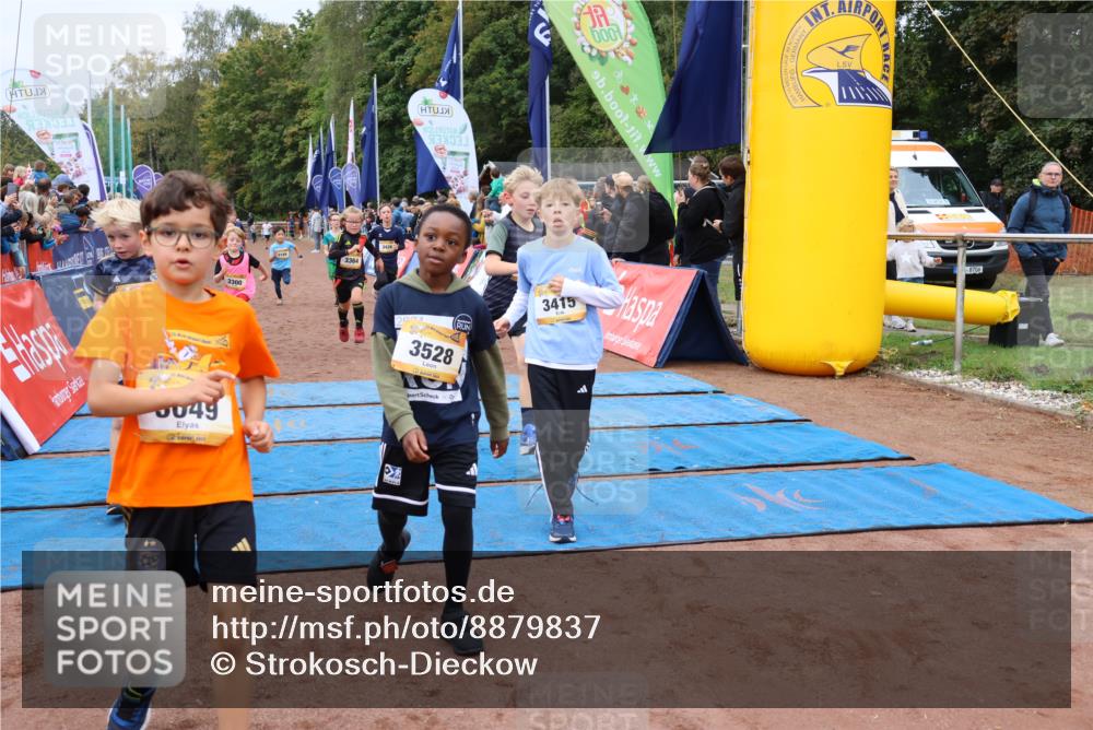 14.09.2025 - Airport Race Strokosch-Dieckow http://msf.ph/oto/8879837 14.09.2025 10:08:35 Ziel 3049, 3149, 3247, 3300, 3362, 3364, 3365, 3415, 3426, 3437, 3528, 3590, 3723, 3728 meine-sportfotos.de