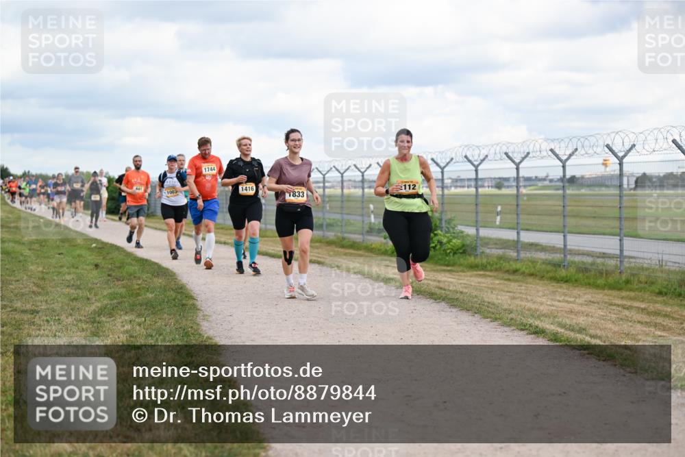 14.09.2025 - Airport Race Dr. Thomas Lammeyer http://msf.ph/oto/8879844 14.09.2025 12:29:36 Laufen 441, 1003, 1744, 1416, 112, 1833 meine-sportfotos.de