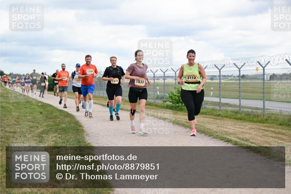 14.09.2025 - Airport Race Dr. Thomas Lammeyer http://msf.ph/oto/8879851 14.09.2025 12:29:36 Laufen 41, 1003, 1744, 2112, 416, 1833 meine-sportfotos.de