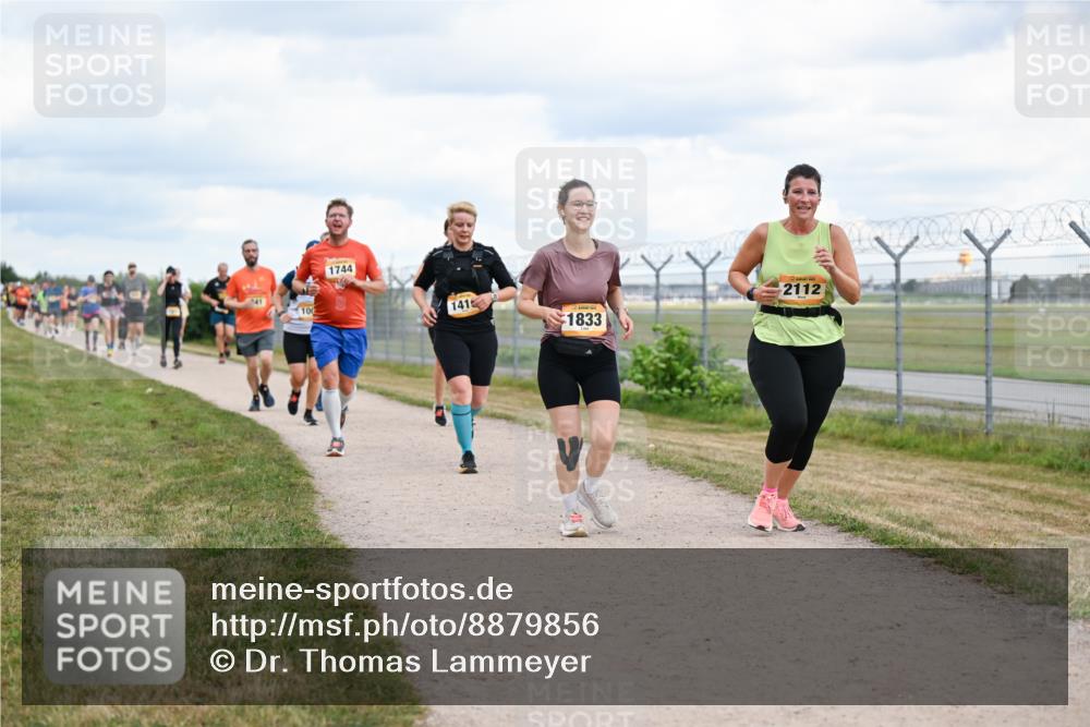 14.09.2025 - Airport Race Dr. Thomas Lammeyer http://msf.ph/oto/8879856 14.09.2025 12:29:37 Laufen 41, 100, 1744, 2112, 141, 1833 meine-sportfotos.de