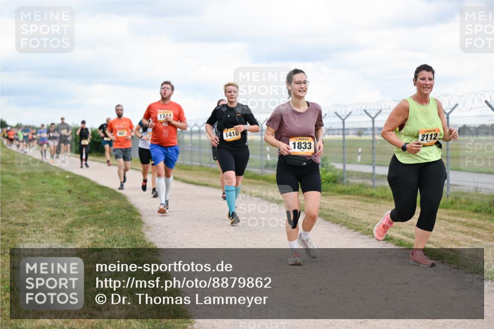 14.09.2025 - Airport Race Dr. Thomas Lammeyer http://msf.ph/oto/8879862 14.09.2025 12:29:37 Laufen 1744, 1416, 2112, 1833 meine-sportfotos.de