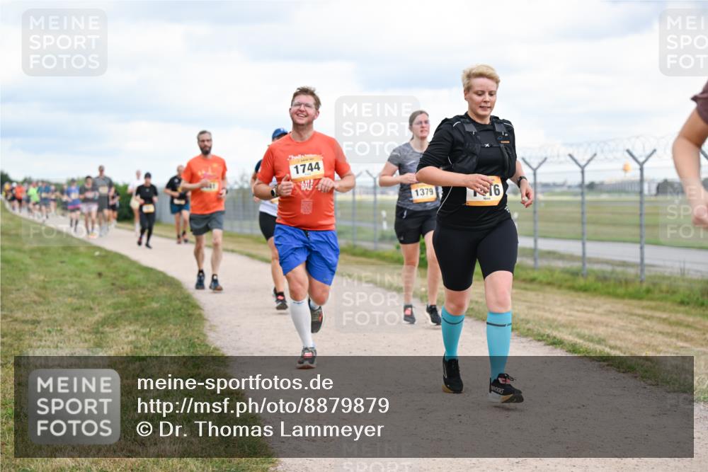 14.09.2025 - Airport Race Dr. Thomas Lammeyer http://msf.ph/oto/8879879 14.09.2025 12:29:39 Laufen 1744, 1379, 16 meine-sportfotos.de